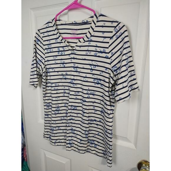 LL Bean Top Shirt Women XS Blue Cream Supima Cotton Striped Floral Casual Pullov - Picture 2 of 7